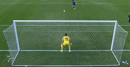 世界杯比分直播-约旦U23门将扑点后激情庆祝，结果球反弹入网瞬间傻眼