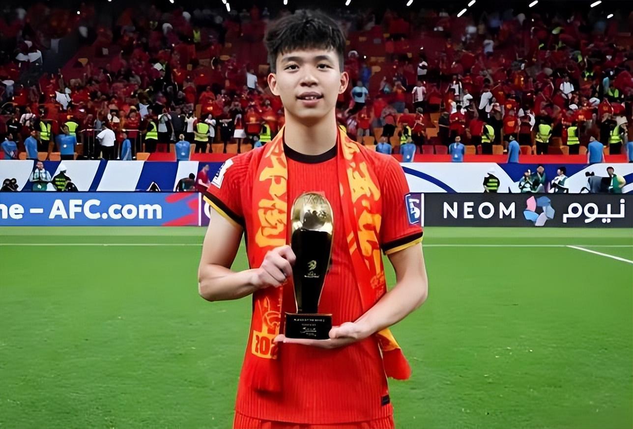 世界杯实时比分-U23国足亚洲杯决赛踢日本前瞻！三大看点已不容错过，值得期待