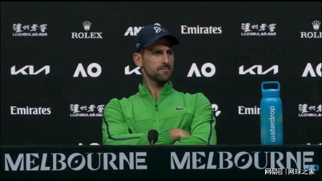 世界杯数据统计-24冠在手还被称为“追赶者”？德约发布会妙怼记者，格局拉满！