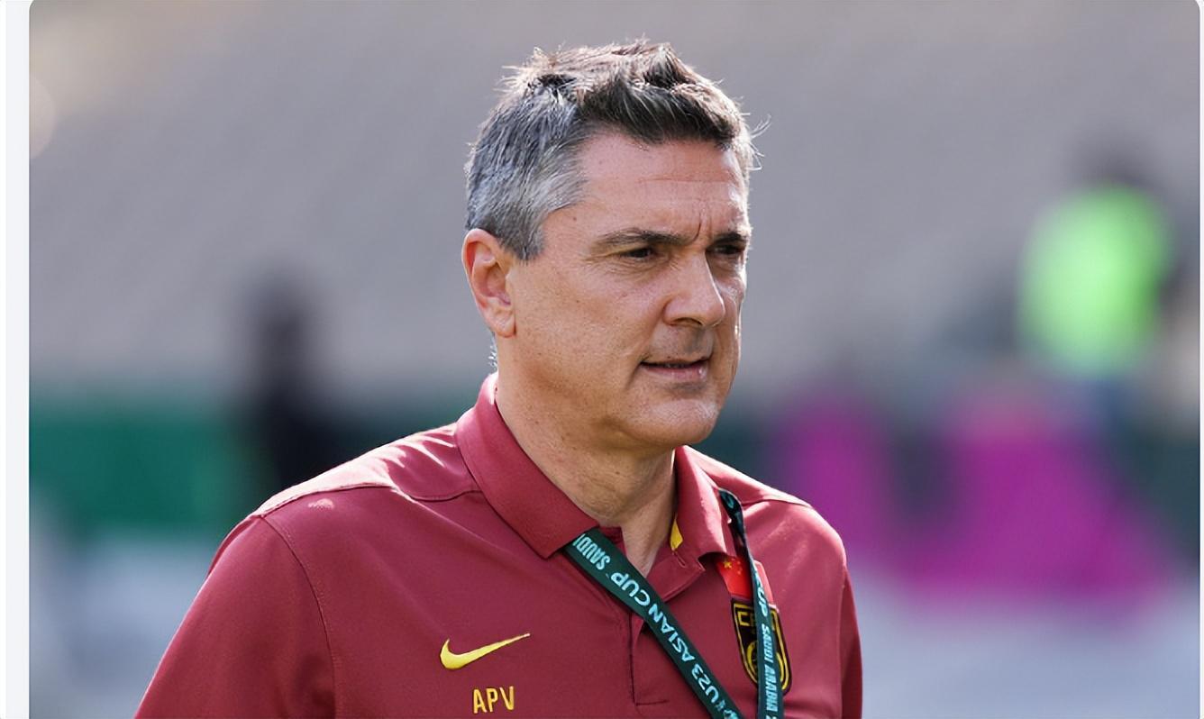 世界杯实时比分-西班牙教头+U20班底冲奥运，这次中国男足能摆脱&amp;quot;换帅死循环&amp;quot;吗？